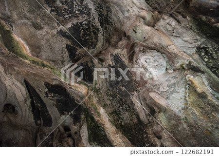 THAILAND RATCHABURI KHAO NGU CAVE 122682191