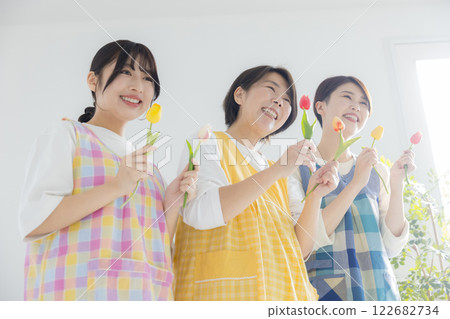 Smiling nursery teachers 122682734