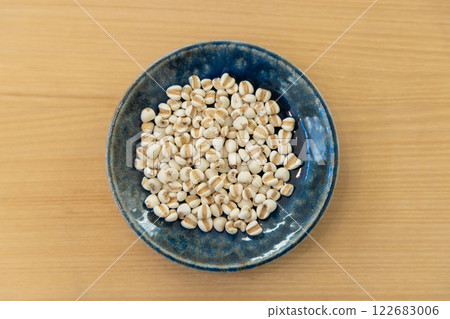 Chinese herbal medicine herb, barley, yokuinin, and okujin 122683006