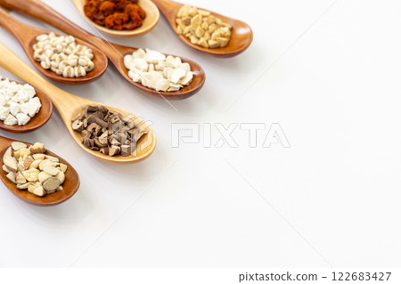 Chinese herbal medicine, herbal medicine, oriental medicine Chinese herbal medicine, herbal medicine, oriental medicine 122683427