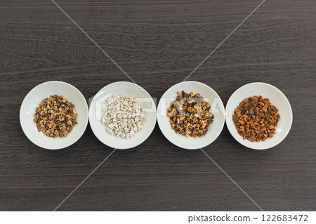 Chinese herbal medicine, herbal medicine, oriental medicine [Ryokeijutsukanto - preparation - 4 sets] 122683472