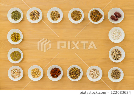 Chinese herbal medicine, herbal medicine, oriental medicine Chinese herbal medicine, herbal medicine, oriental medicine 122683624