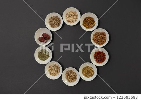 Chinese herbal medicine, herbal medicine, oriental medicine 122683688