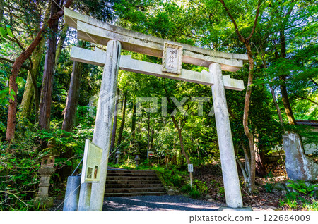 Torii gate at Ube Shrine, Tottori Torii gate at Ube Shrine, Tottori 122684009