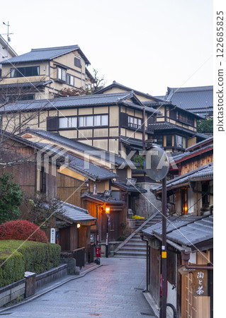 京都的清晨：二年坂（Ninenzaka） 122685825