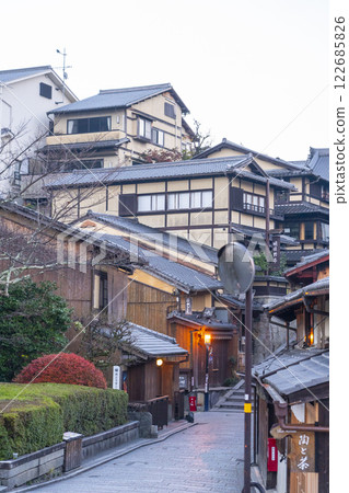 京都的清晨：二年坂（Ninenzaka） 122685826