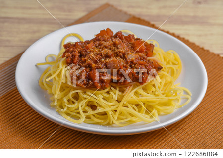 Meat sauce spaghetti Meat sauce spaghetti 122686084