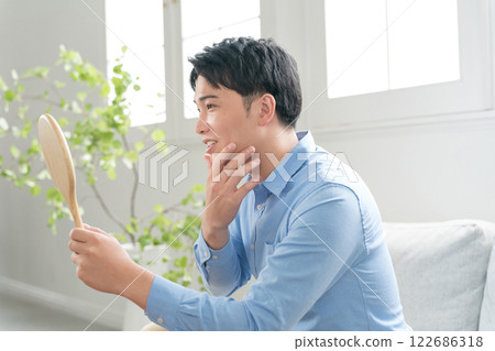 Mens skin care Mens skin care 122686318