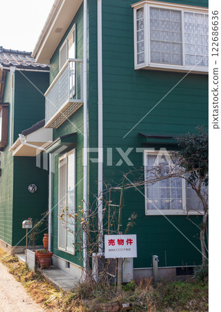 待售建築物 122686636