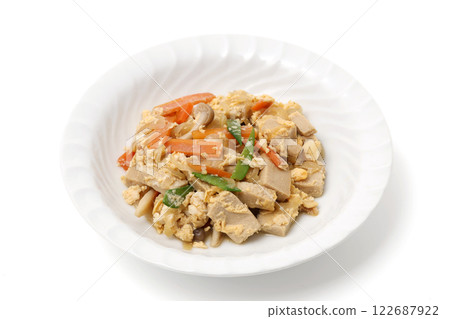 Simmered freeze-dried tofu and eggs Simmered freeze-dried tofu and eggs 122687922
