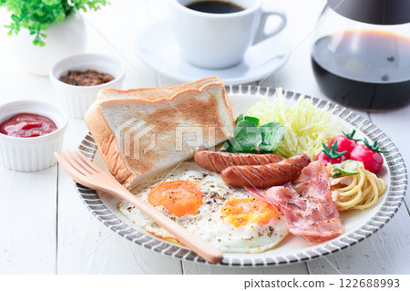 Morning (Breakfast image) 122688993