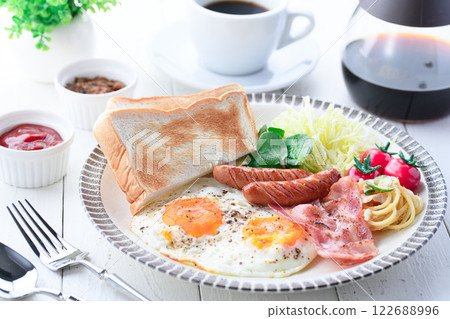 Morning (Breakfast image) 122688996