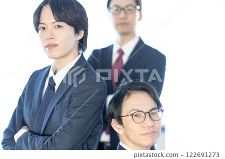 Business support team in suits 122691273