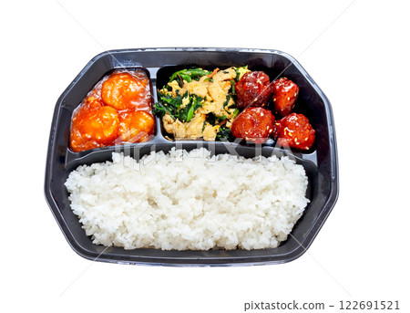 Takeaway Chinese bento [white background, cutout] 122691521