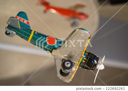 Toys from the Showa era, photographed at Warabekan in Tottori City 122692261