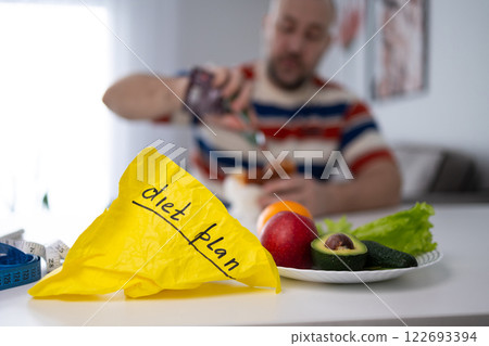 Exploring the Concept of Healthy Eating and a Sustainable Diet Plan with Fresh Foods in Mind 122693394