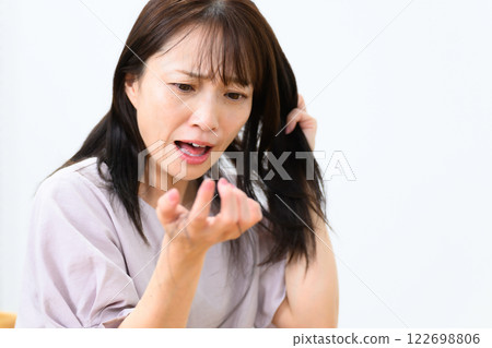 女性禿頭 FAGA 122698806