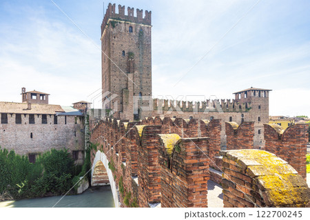 Castelvecchio castle with Ponte di Castelvecchio bridge also know as Scaliger Bridge over Adige River in Verona town, Italy, Europe. 122700245