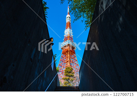 Clear blue winter sky and Tokyo Tower. Image of Tokyo sightseeing. Clear blue winter sky and Tokyo Tower. Image of Tokyo sightseeing. 122700715