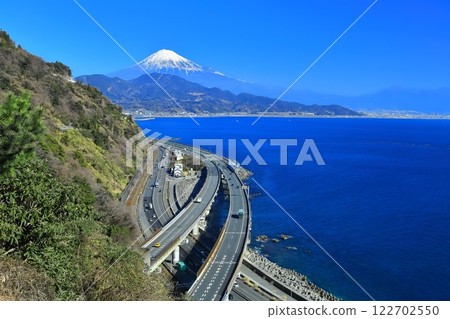 [Shizuoka Prefecture] Mt. Fuji seen from Satta Pass 122702550