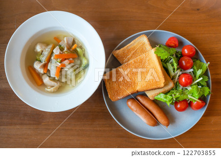 A simple Western-style breakfast of toast and vegetable soup A simple Western-style breakfast of toast and vegetable soup 122703855