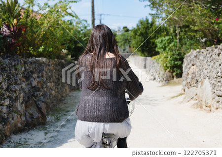 女人騎自行車，租自行車，騎自行車 122705371