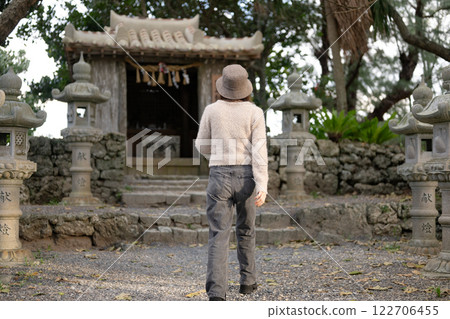 Shrine visit offering Shrine visit offering 122706455