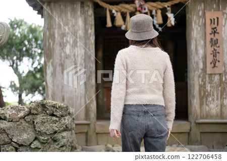 Shrine visit offering Shrine visit offering 122706458