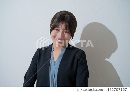 一個微笑的日本女人 一個微笑的日本女人 122707167