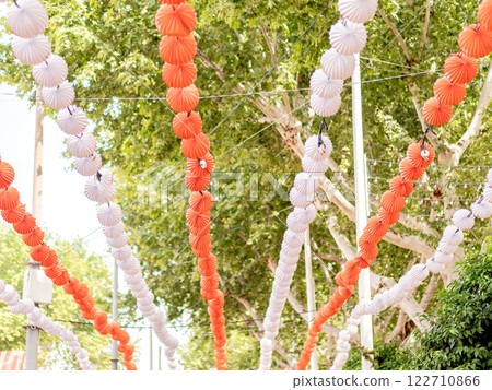Paper lanterns, farolillos, at the April Fair in Seville. 122710866