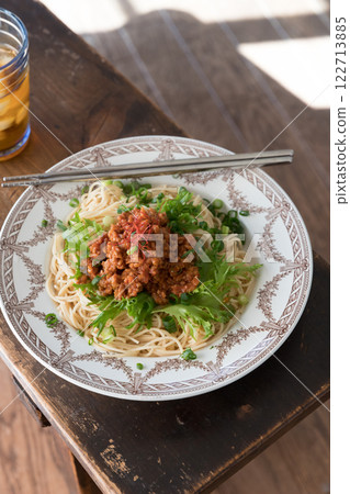 Jarger noodles 122713885