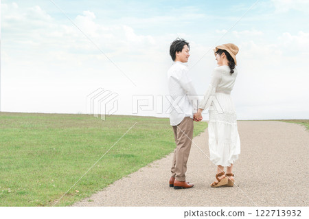 Image of honeymoon, honeymoon, traveling lover, couple, married couple 122713932