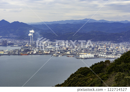 Tokuyama, coastal area of Shunan City, Shunan City, Yamaguchi Prefecture Tokuyama, coastal area of Shunan City, Shunan City, Yamaguchi Prefecture 122714527