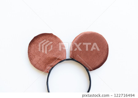 brown ear's mouse headband isolated on white background 122716494