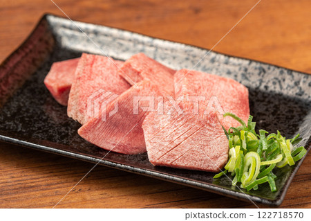Delicious Japanese black beef meat 122718570