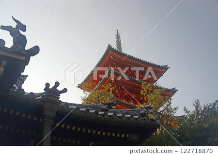The main hall and three-story pagoda of Saikoji Temple in Tonosho-cho, Shodoshima-4 The main hall and three-story pagoda of Saikoji Temple in Tonosho-cho, Shodoshima-4 122718870