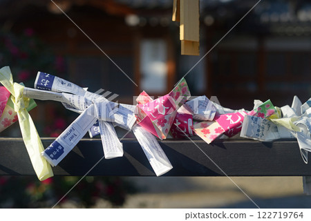 Fortune-tying in the grounds of Saikoji Temple in Tonosho-cho, Shodoshima-2 122719764