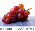 Grapes with drops of water 122719794
