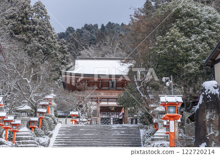 Winter in Kyoto, Kurama Temple, Niomon Gate Winter in Kyoto, Kurama Temple, Niomon Gate 122720214