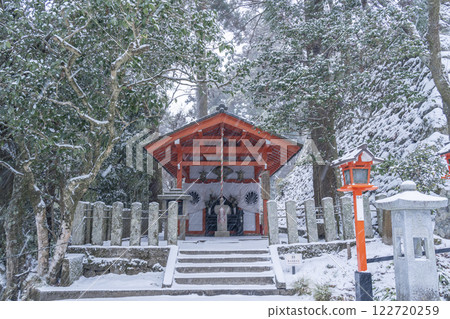 鞍馬寺的冬天：99跨參道、巽弁財天神社（巽弁財天） 122720259