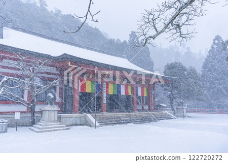 鞍馬寺的銀白色世界：主殿與金剛殿 122720272