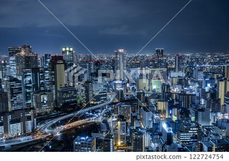 Osaka city night view from the observation deck 122724754