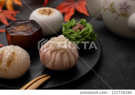 Delicious Japanese sweets 122726286