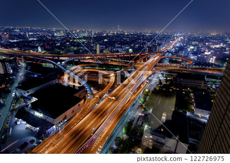 從東大阪市府展望台看到的風景 122726975