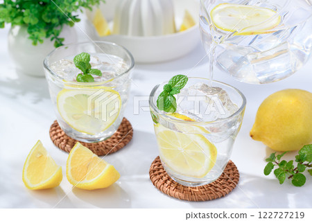 新鮮檸檬汁(檸檬水) 新鮮檸檬汁(檸檬水) 122727219