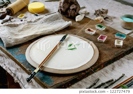 Workspace in ceramic studio 122727479