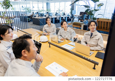 People working in the designer office 122727776