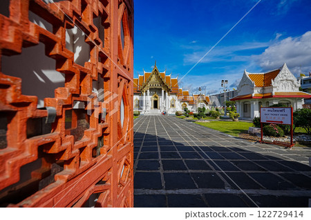 Marble Temple (Wat Benchamabophit) Wat Benchamabophit is one of the most popular places in Bangkok, Thailand, which is visited by tourists. 122729414