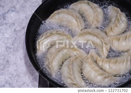 White plate with colorful supplements and health care 122731702