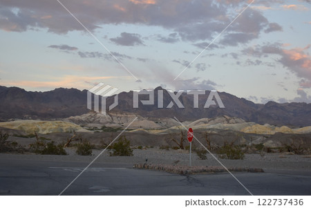 View of the Death Valley, California mountains and desert background, USA national parks landscape 122737436
